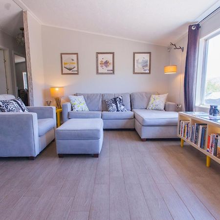 @ Marbella Lane - 10 Acres Oasis Desert Retreat! 约书亚树 外观 照片