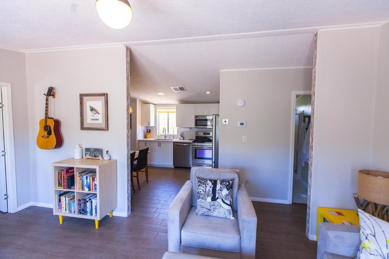 @ Marbella Lane - 10 Acres Oasis Desert Retreat! 约书亚树 外观 照片