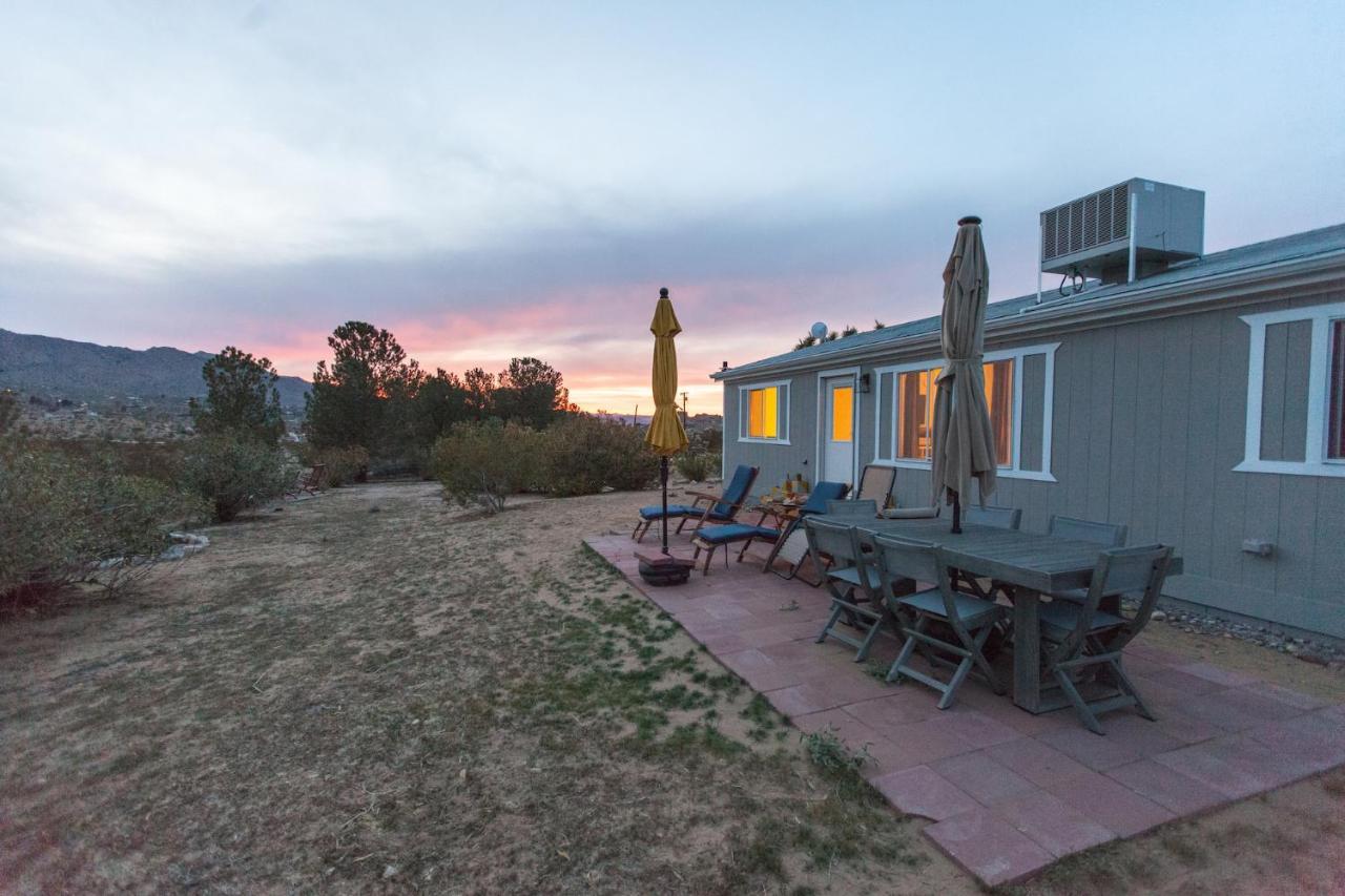@ Marbella Lane - 10 Acres Oasis Desert Retreat! 约书亚树 外观 照片